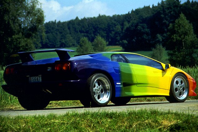 diablo_rinspeed.jpg (68108 bytes)
