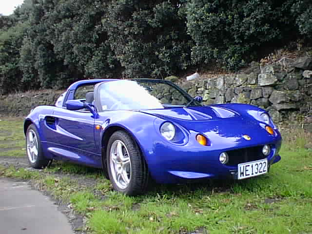 elise_2.jpg (40120 bytes)